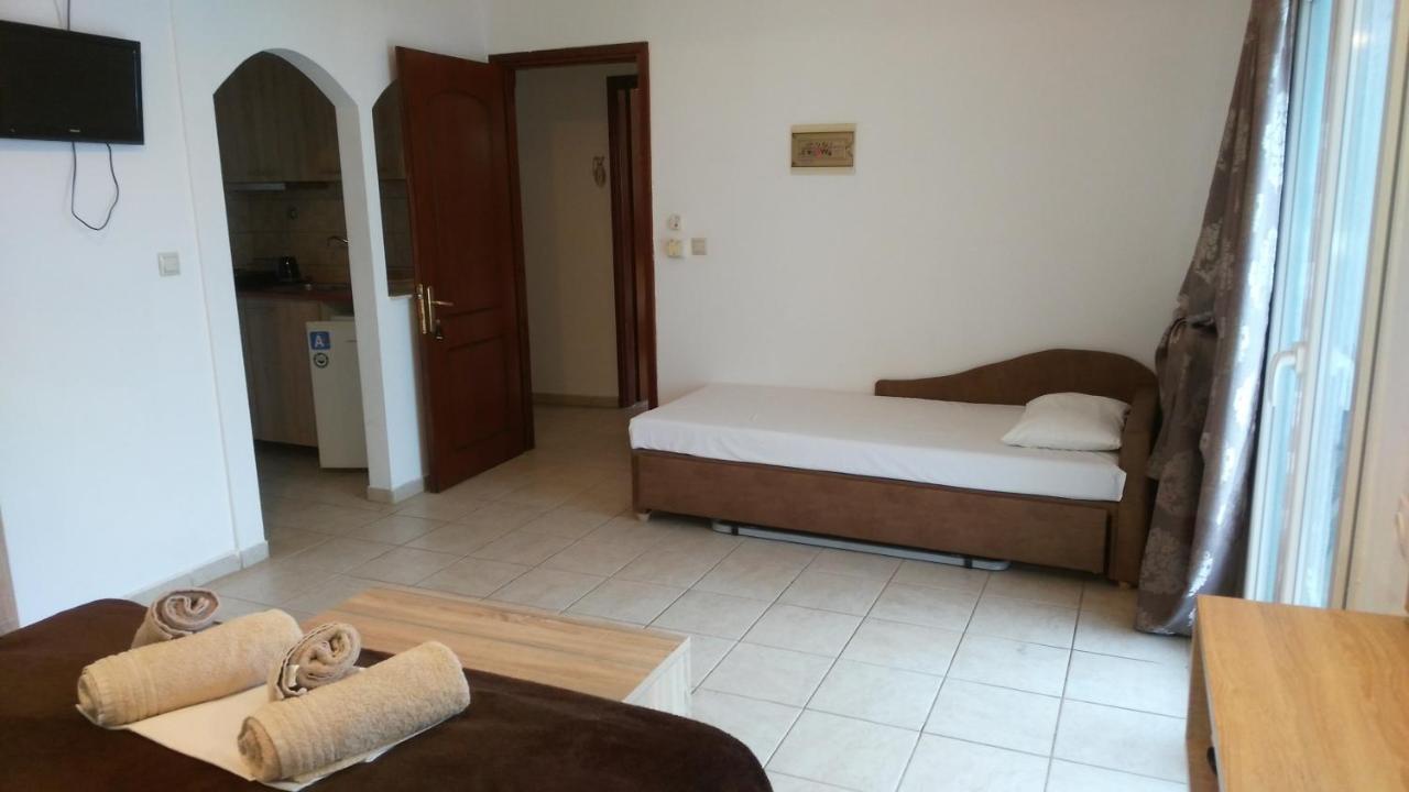 Paralía Skotínis Psarou Apartments מראה חיצוני תמונה